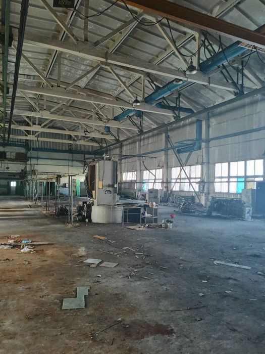 Продаж комплексу будівель з прилеглою територією