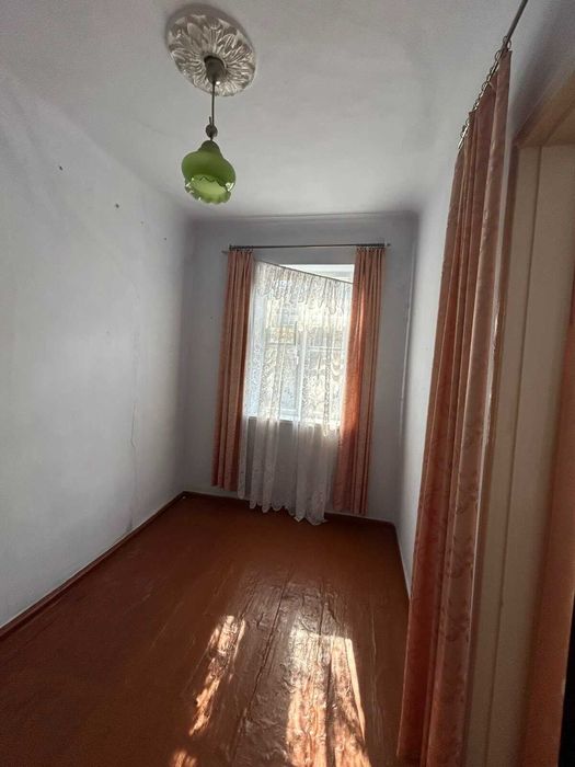 Продаж частини будинку в Центрі, вул. Плоска, 3 сотки землі, можливий продаж під державні програми