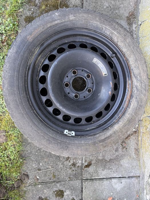 Felga wraz z oponą od Mercedesa 5x112 R16