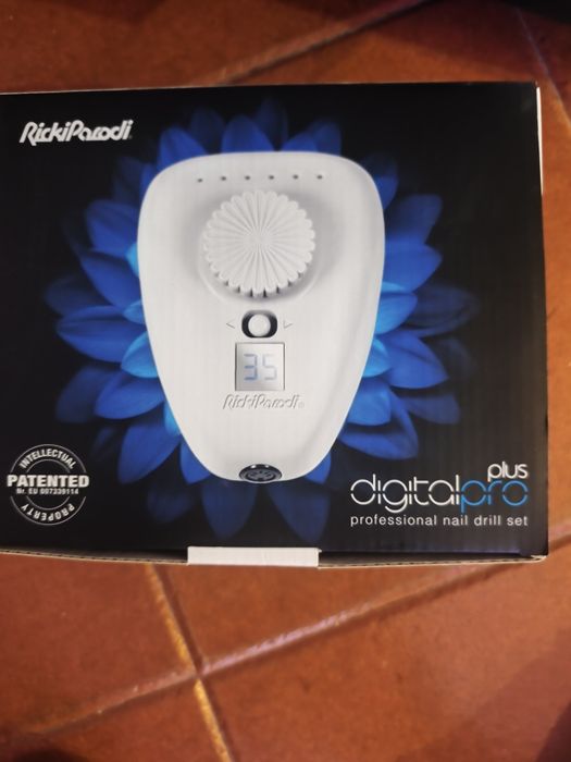 Broca de unhas nova ainda nunca foi usada