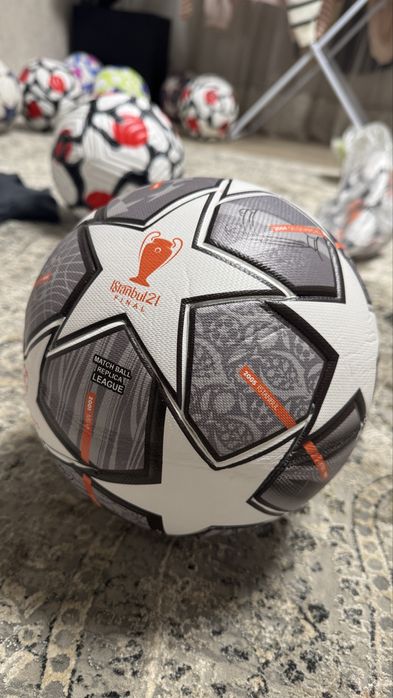 Мяч футбольний розмір 5 ліга чемпіонів великий вибір  Розпродаж