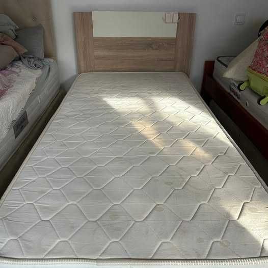 Cama de Solteiro e Colchão