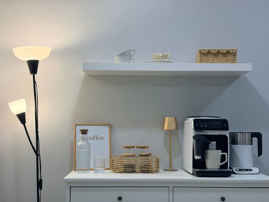 Торшер для читання IKEA TAGARP (чорний/білий) – стильний і функціональний освітлювальний прилад для вашого дому!