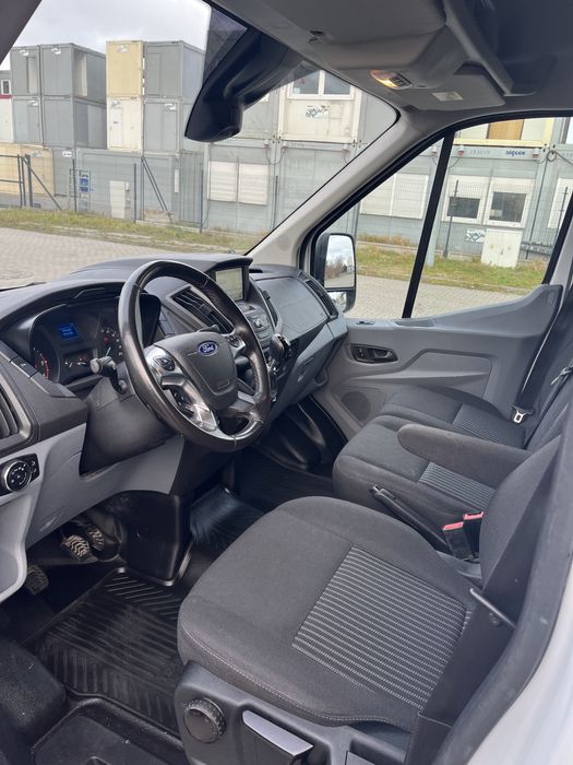 Wypożyczalnia Wynajem Busów Brygadówka Dostawcze