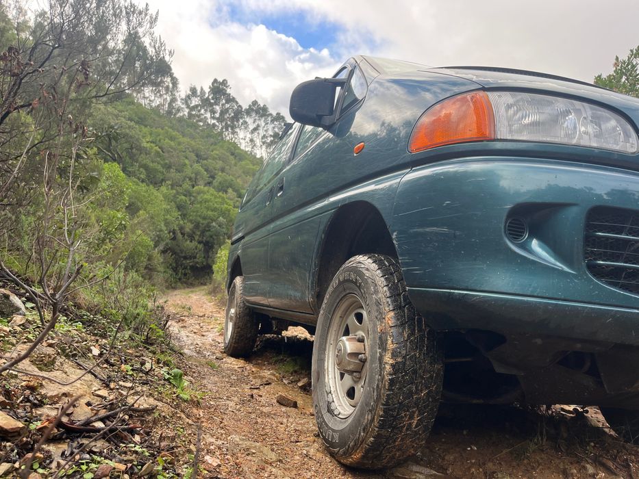 4WD Space Gear Mitsubishi