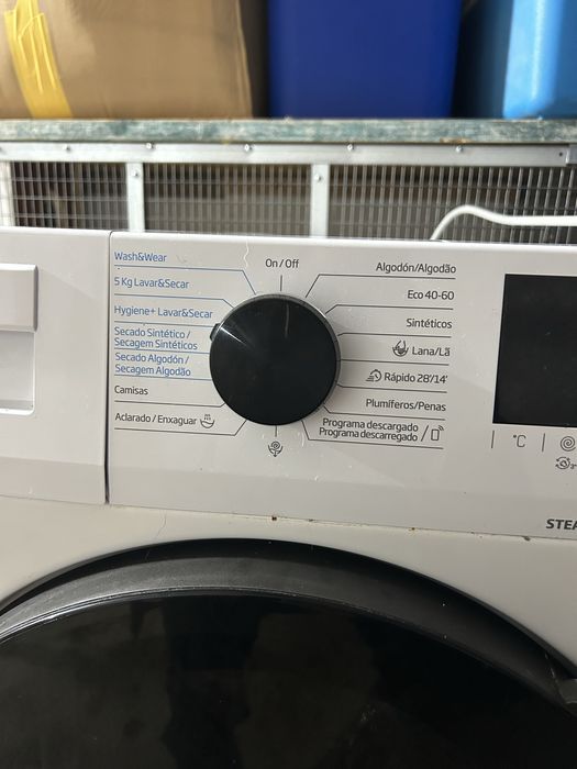 Vendo maquina lavar e secar