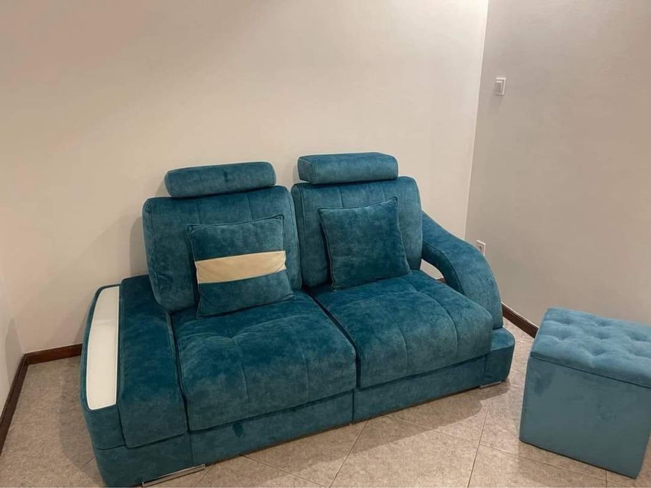 Sofa com assentos deslizantes