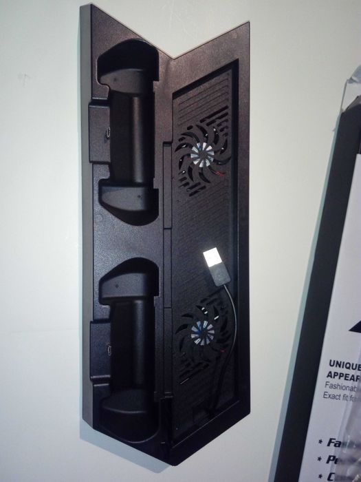 Base Vertical para PS4 Fat c/cooler+carregador comand