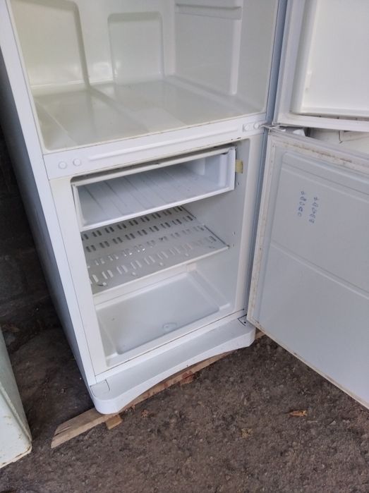 Холодильник Индезит