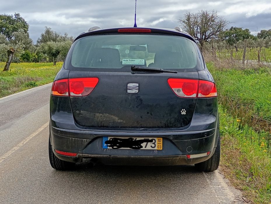 Vendo Urgente SEAT Altea XL 2010 1.6tdi Diesel