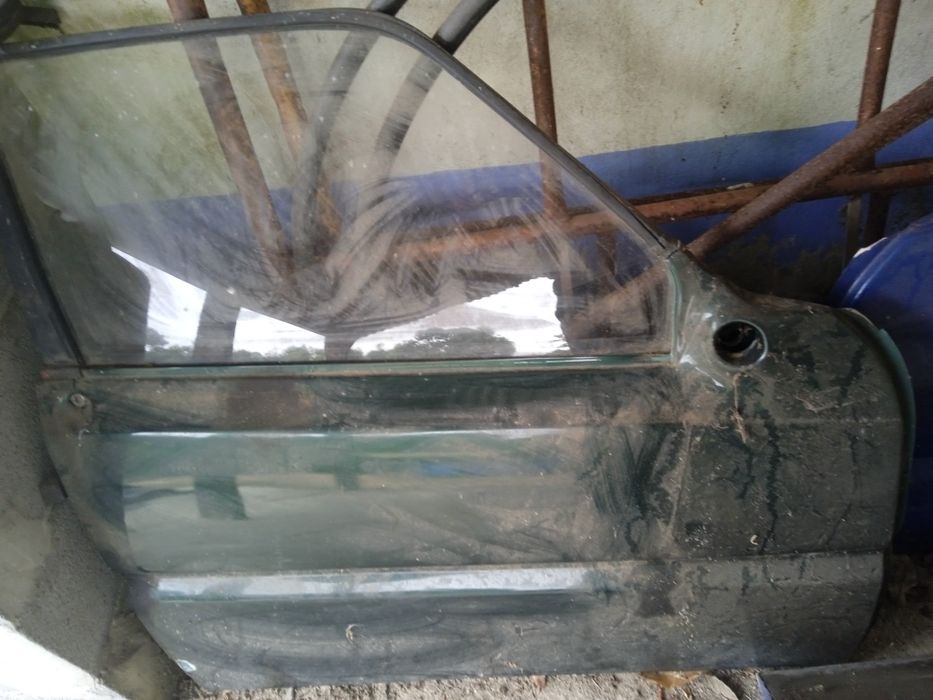 Vendo portas i volante  i mala de aixam 540