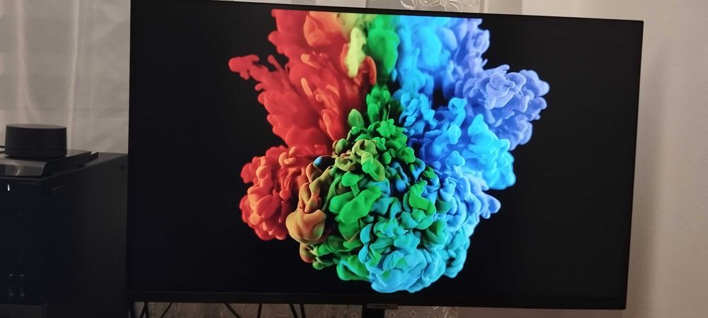 Monitor Samsung Smart M7 - 32" 4K - S32BM700UPX