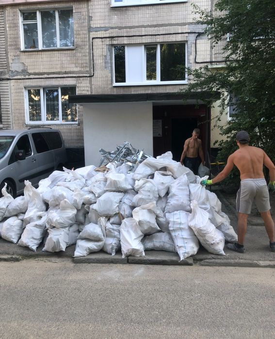 Вивіз сміття у Львові та області Вантажники