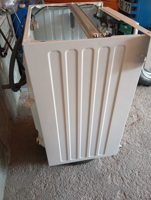 Máquina de lavar roupa Whirlpool AWOD 053 de encastrar