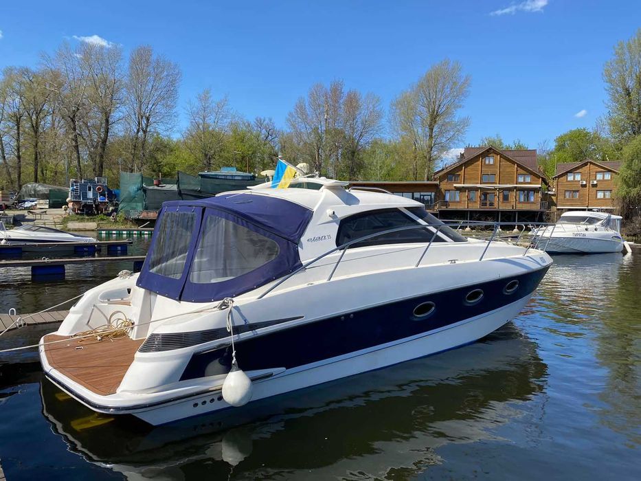 Продам моторну яхту Elan 35
