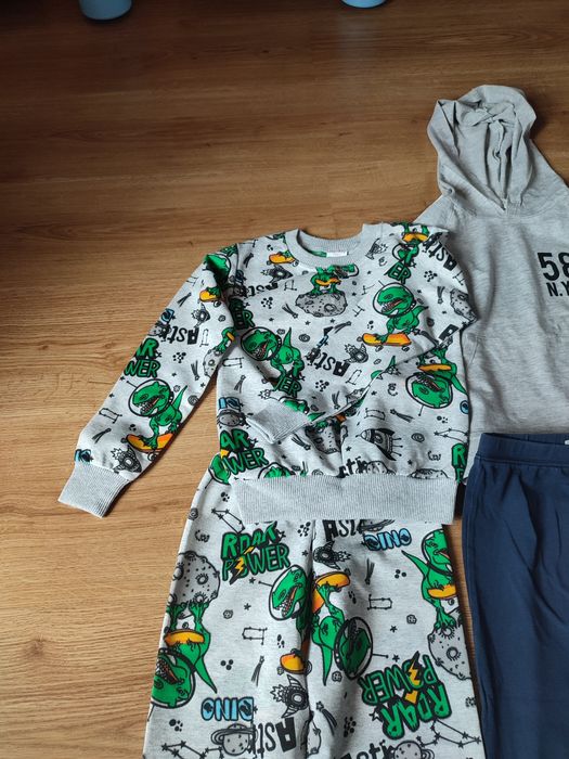 Dresy chłopięce 2x rozm 104