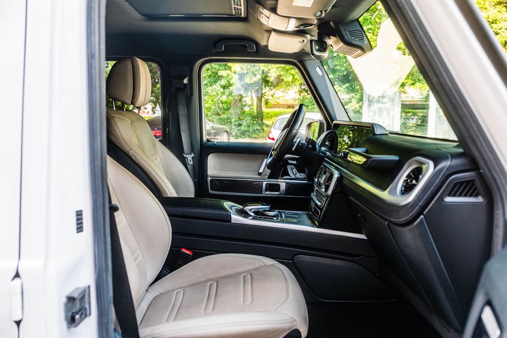 Biały Mercedes G-Class Brabus Rocket Wolne Terminy