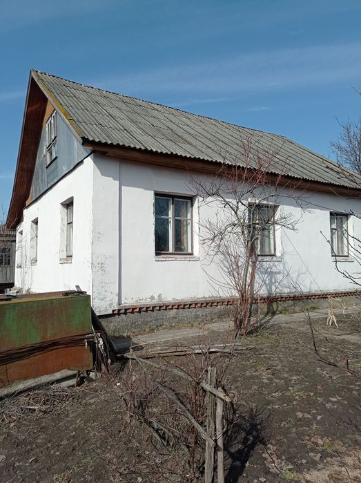 Будинок в Старому Білорусі в житловому стані.