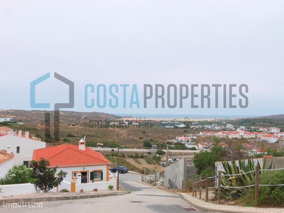 Moradia com Vista Panorâmica na Carrapateira - Ideal para Habitação...