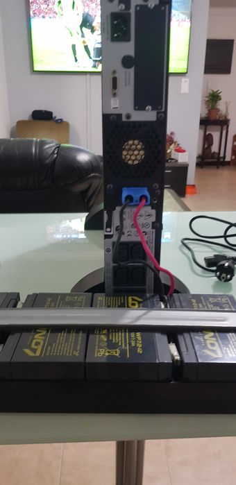 Apc smart_ups Rt 1000.