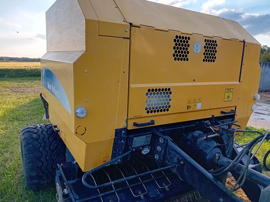 Prasa New holland  br 6090 Corp  cutter