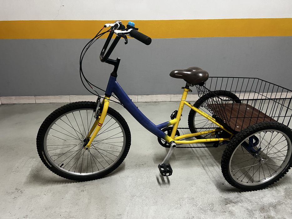 Triciclo para adulto