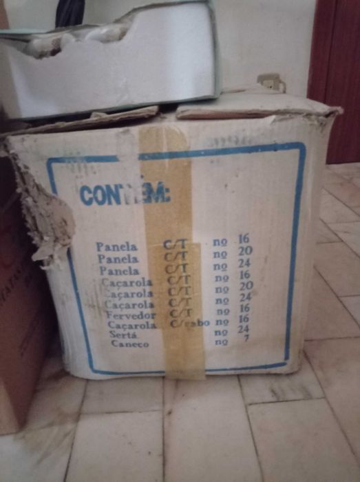 Trem de Cozinha bojudo Esmaltado