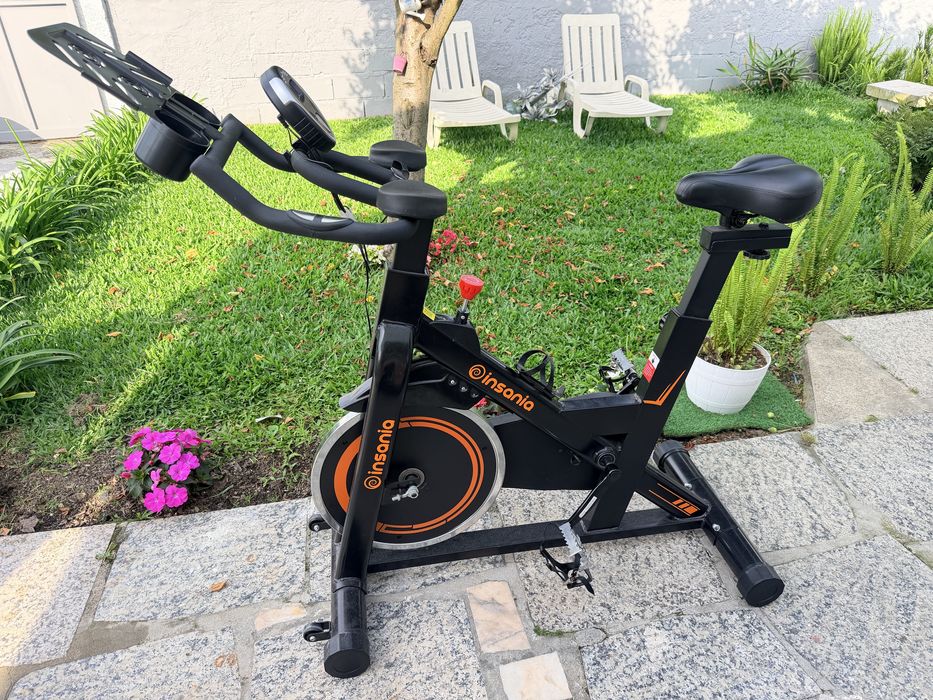 Bicilceta Cycling Insania