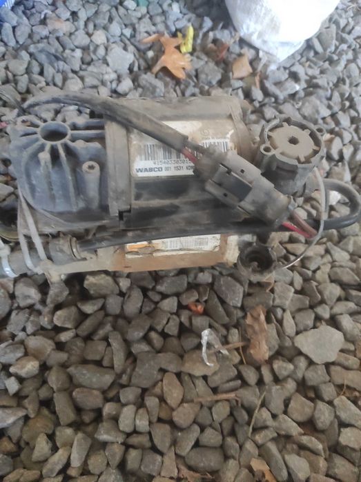 Пневмопідвіска Ауді а6 с5 олроуд