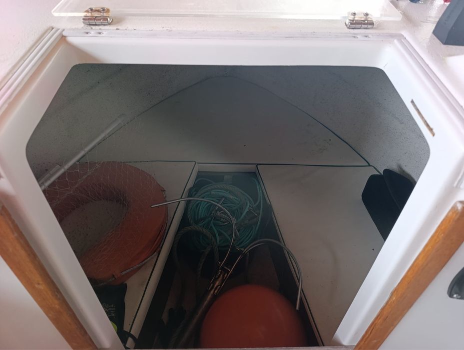 Ocqueteau 485 Semi-Cabinado
