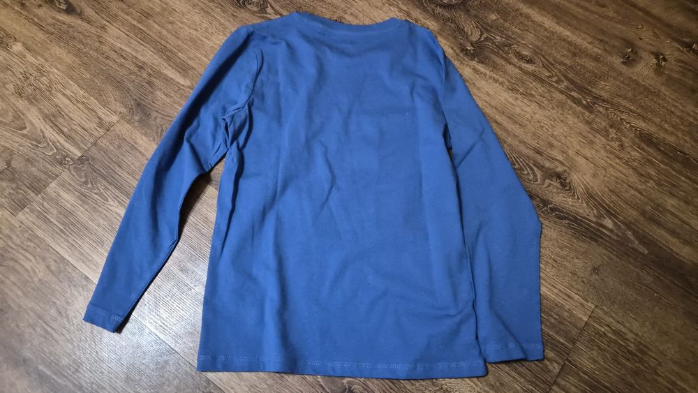 Nowa bluzka z długim rękawem 134