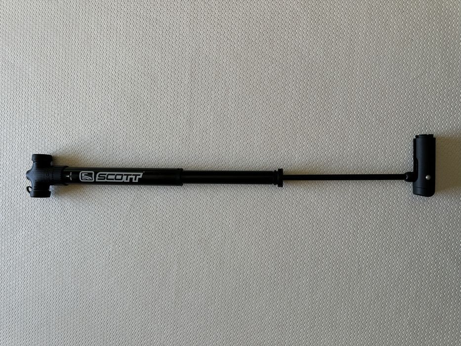 Bomba de ar manual SCOTT para BTT