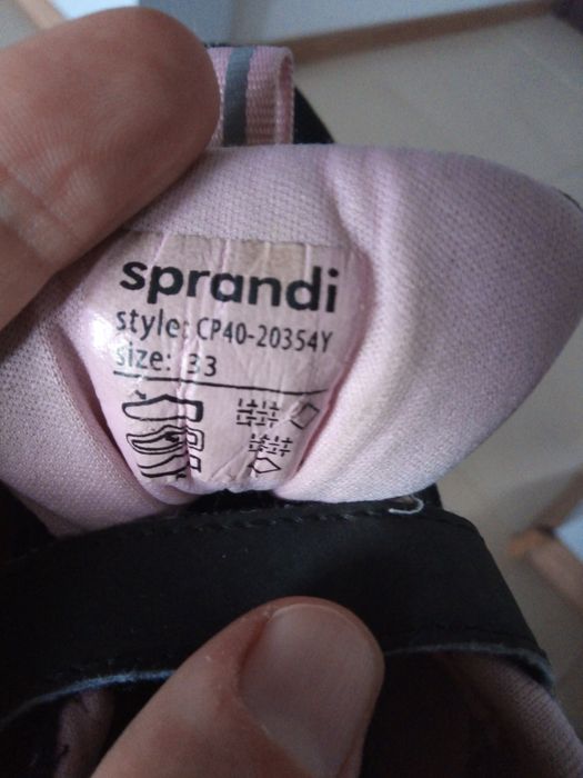 Adidasy sprandi 33