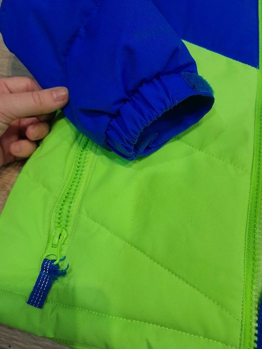 Зимова куртка 5-6 років