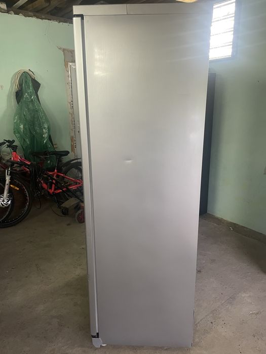 Холодильник двох-дверний…