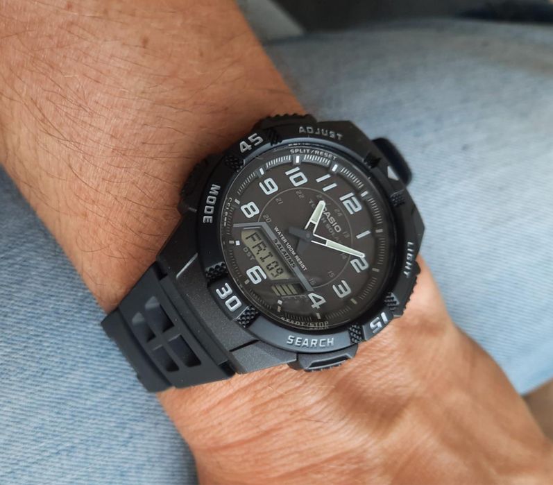 Часы наручные Casio AQ-S800W