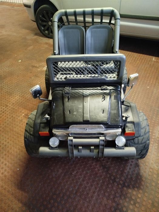 Carro gipe a bateria para crianças até 6/7anos