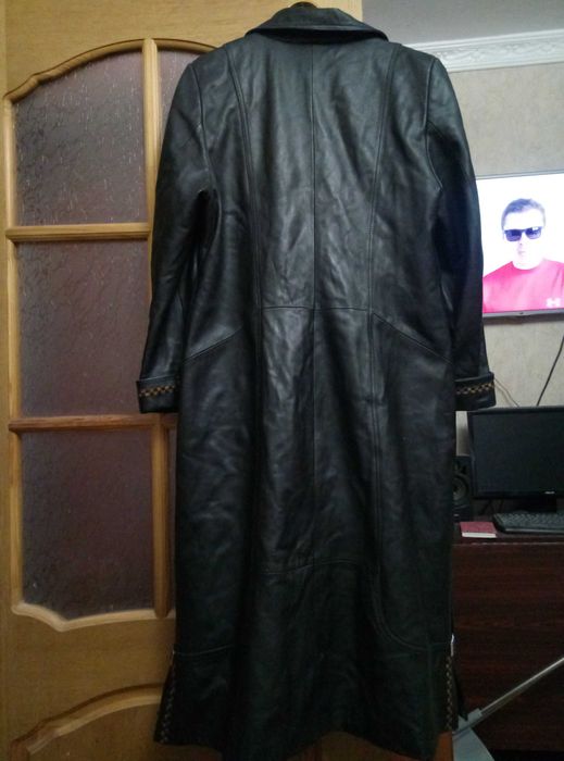Плащ,куртка,кожаные