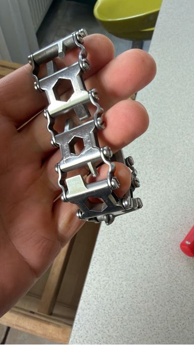 Bransoletka multitool