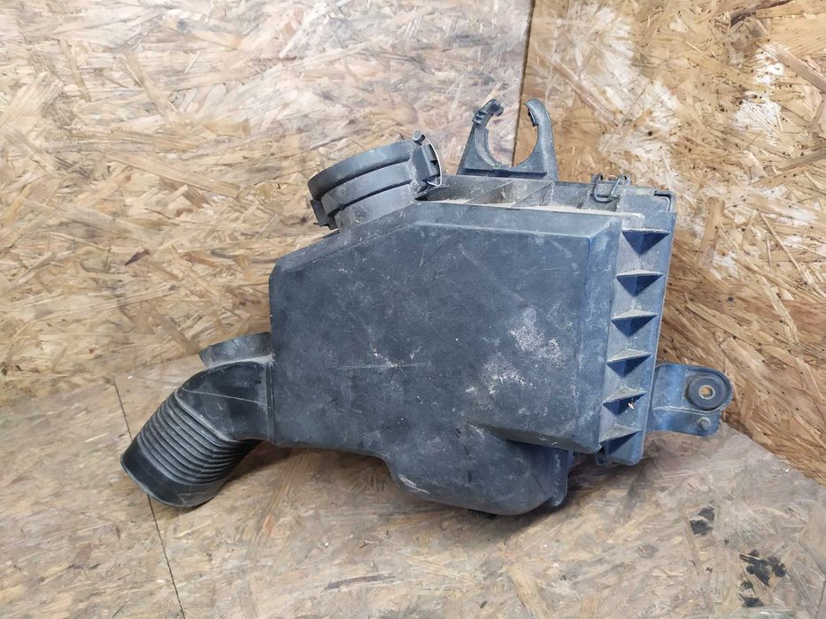 Корпус повітряного фільтра БМВ Е46 BMW E46 1.9