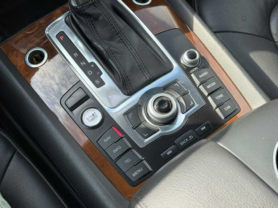 Audi Q7 quattro Premium Plus      2014