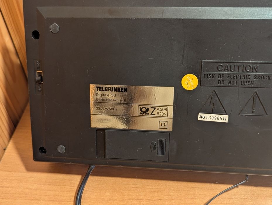 Вінтажний радіо будильник Telefunken Digitale 50