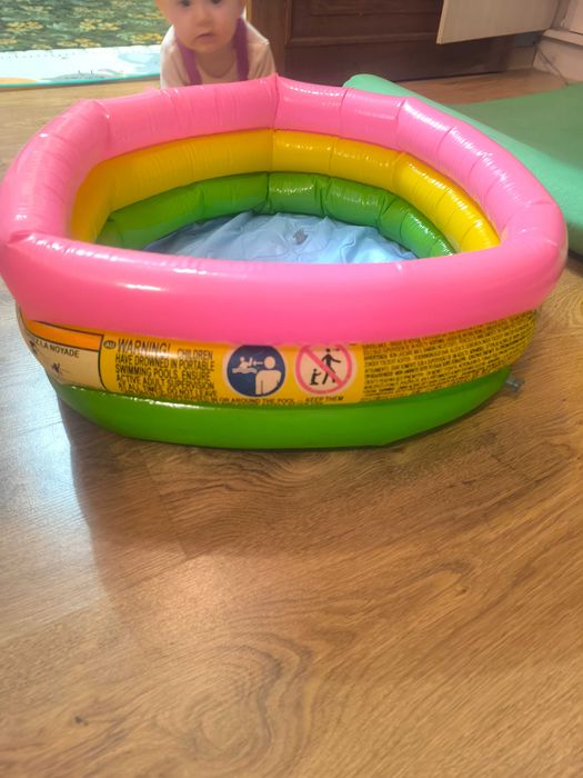 Надувний басейн для дітей