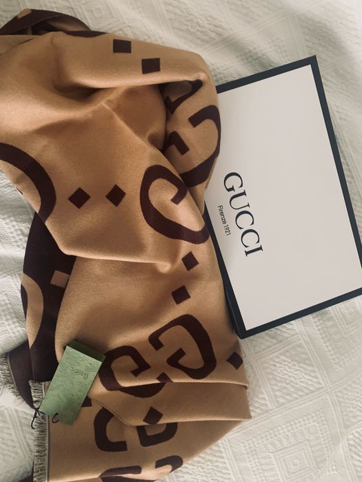 Brazowy dwustronny szslik chusta Gucci