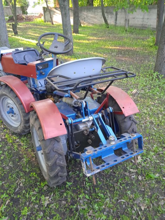 продам трактор, міні трактор