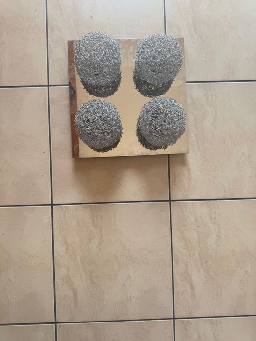Lampa sufitowa z kulami