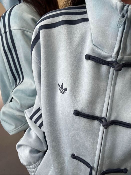 Толстовка Adidas в китайскому стилі