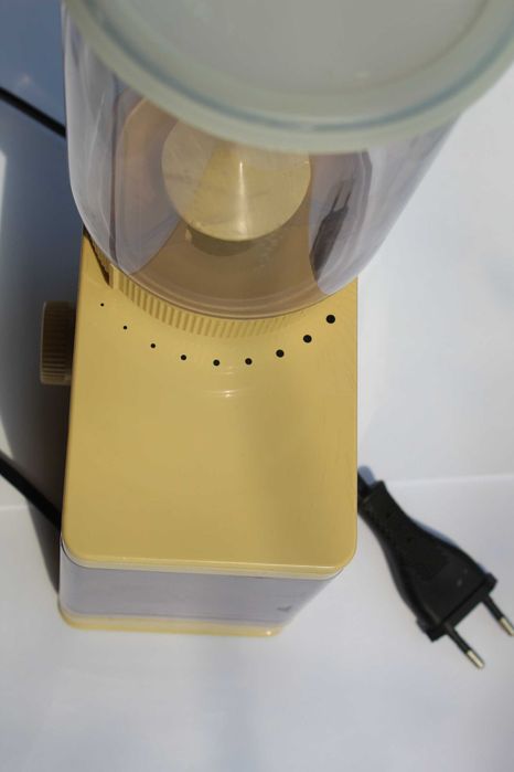 Młynek Do Kawy Braun Typ 4045 Żarnowy