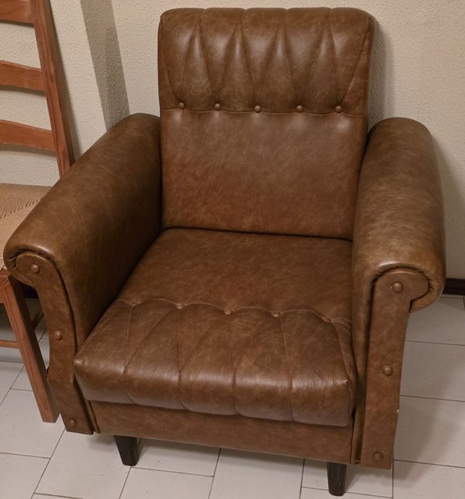 Sofá/ poltrona impecável