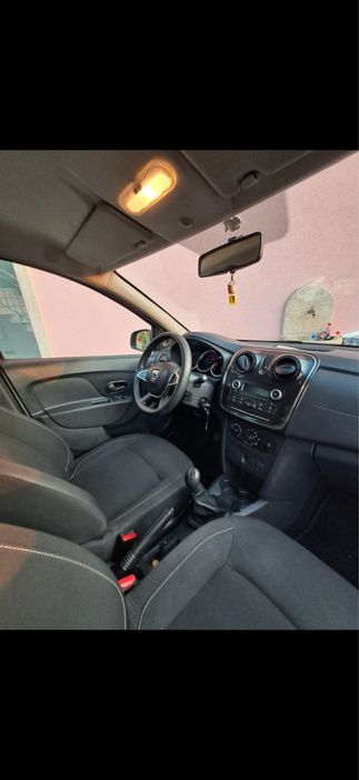 Dacia sandero 1.0 gasolina 2020 foto 3